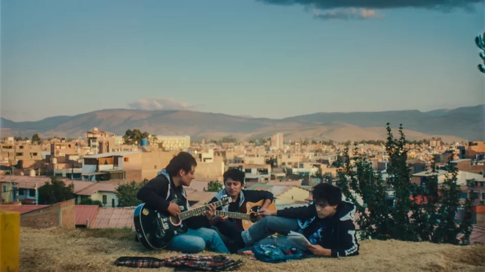 Festival de Lima: «A media calle» (2025), de Eduardo Orcada