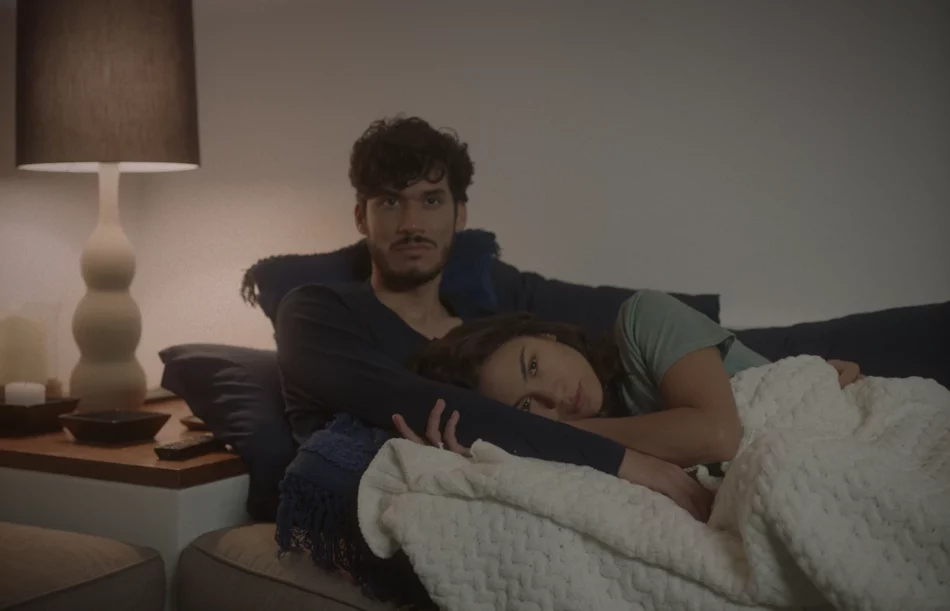 [Crítica] «Difference & Repetition, 2020»: recuerdos de una relación idealizada