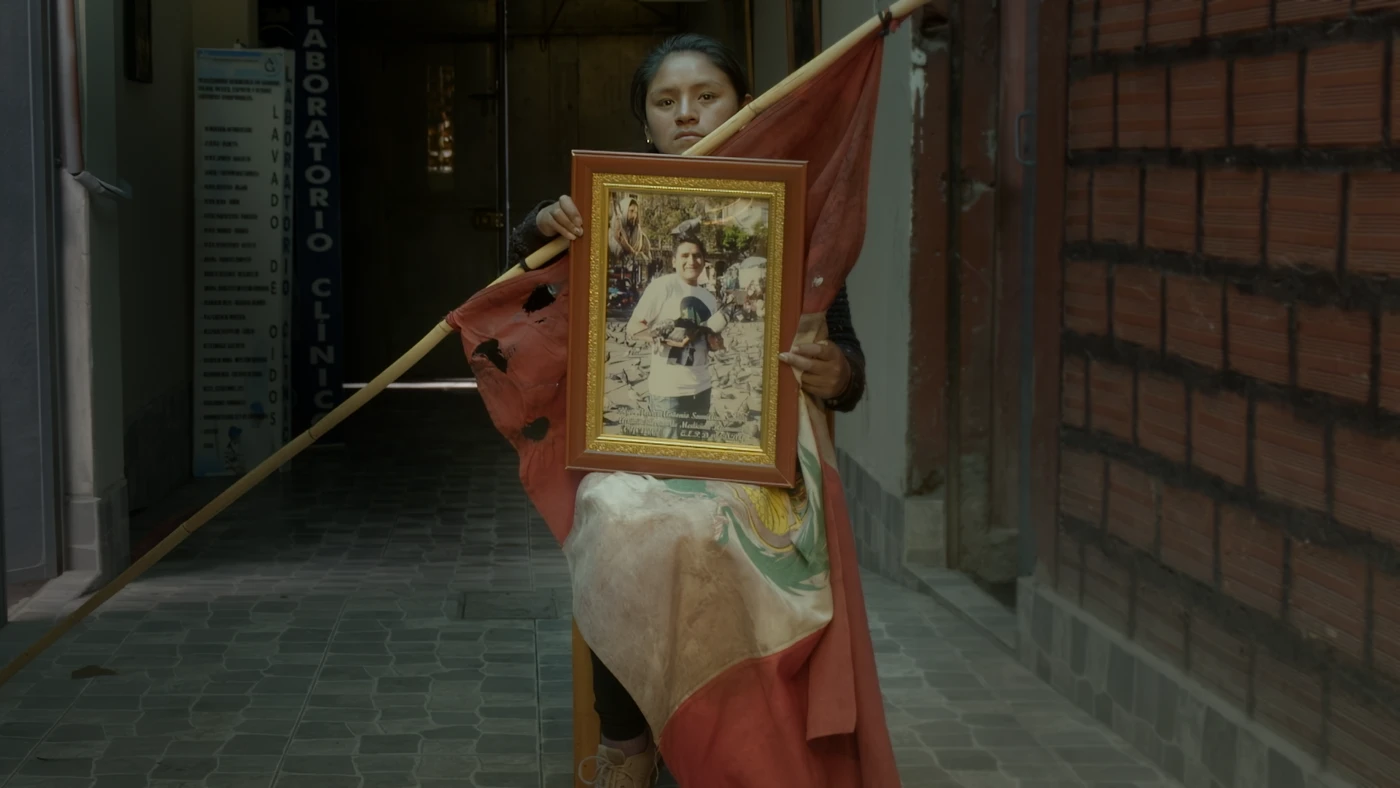 [Entrevista] “Hay un país que no escucha al otro”: Javier Corcuera y la memoria de «Uyariy»